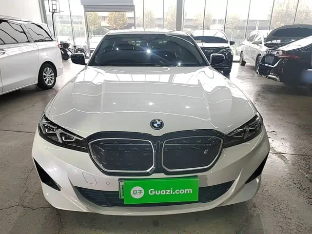 BMW i3 — Фото автомобиля 2