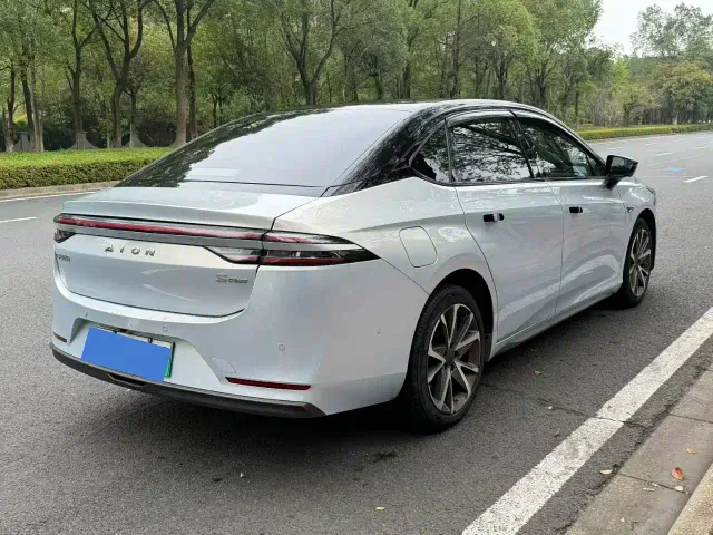 GAC Aion S Plus — Фото автомобиля 7