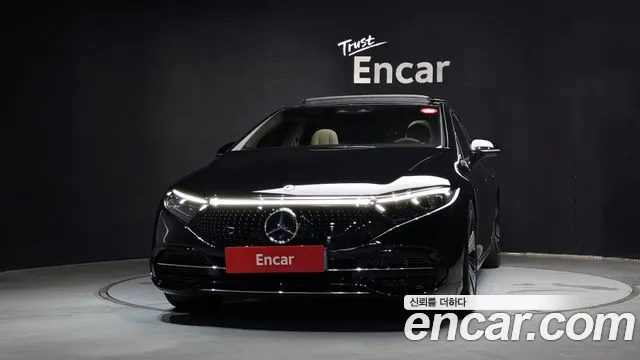 Mercedes-Benz EQS — Фото автомобиля 3