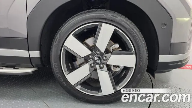 Hyundai Santa Fe MX5 — Фото автомобиля 6