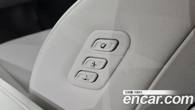 Hyundai Grandeur GN7 — Фото автомобиля 27