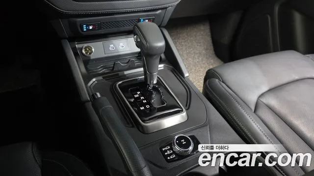 KG_Mobility_Ssangyong Rexton Новый Rexton Sport Khan Дизель 2.2 4WD — Фото автомобиля 9