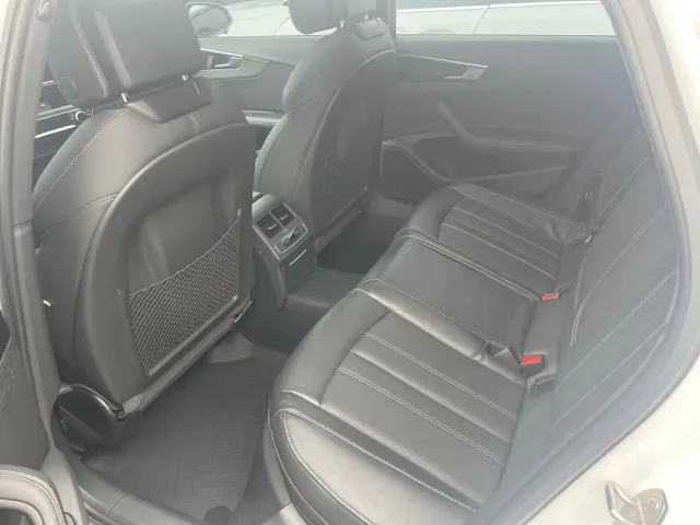 Audi A4L — Фото автомобиля 12
