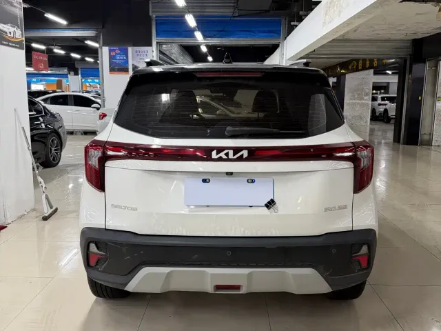 Kia Seltos — Фото автомобиля 4
