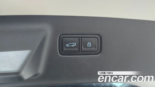 Hyundai Santafe Santa Fe (MX5) Бензин 2.5T 2WD — Фото автомобиля 8