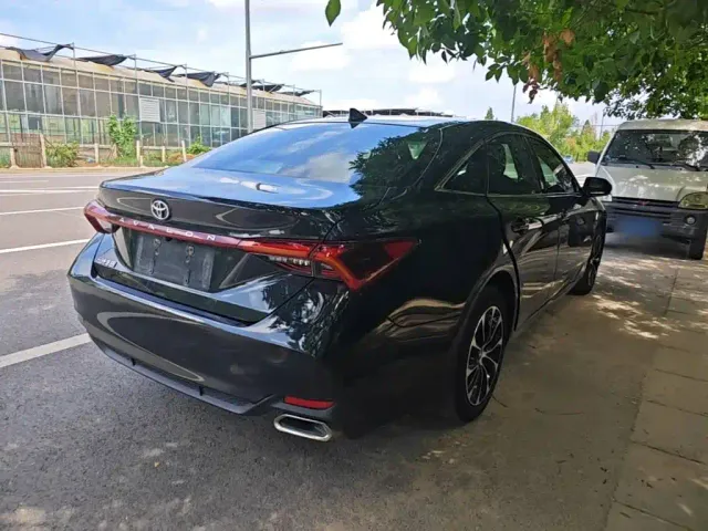 Toyota Avalon — Фото автомобиля 6