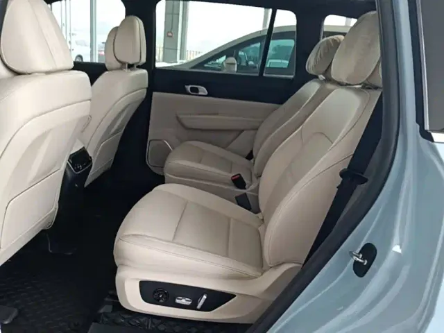 Li Auto ONE — Фото автомобиля 16