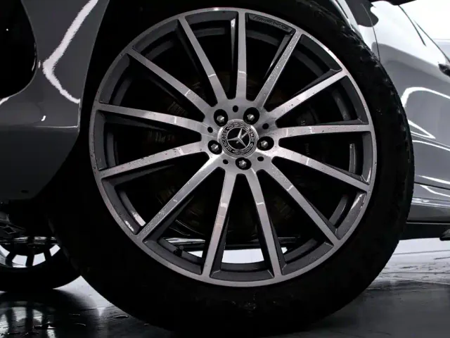 Mercedes-Benz GLS-Class — Фото автомобиля 19