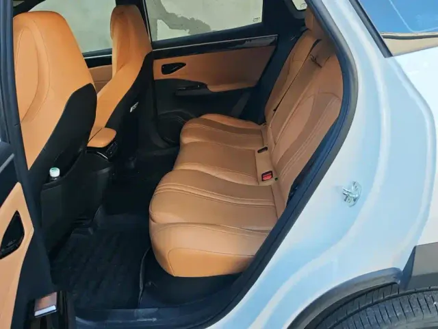 Geely Galaxy L7 — Фото автомобиля 11