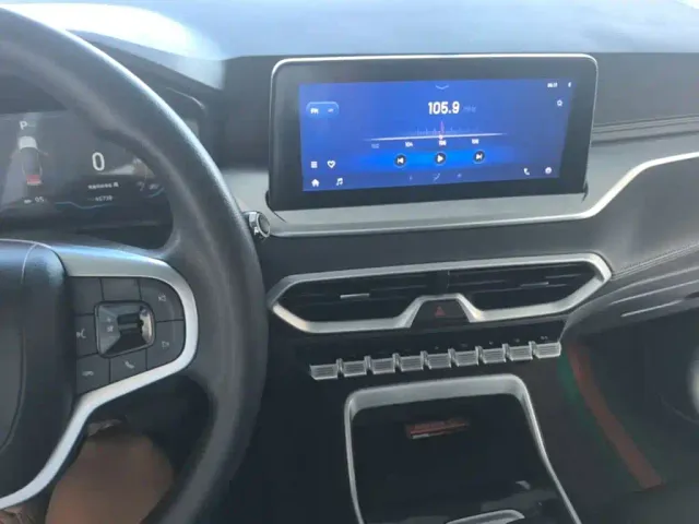 Kaiyi Xuanjie Pro EV — Фото автомобиля 9