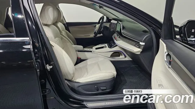 Hyundai Grandeur Новый Grandeur IG — Фото автомобиля 24