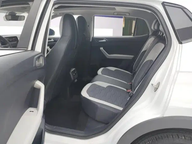 Volkswagen Tharu — Фото автомобиля 11