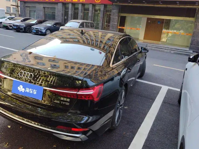 Audi A6L — Фото автомобиля 3