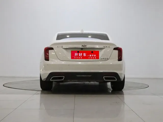 Cadillac CT5 — Фото автомобиля 6