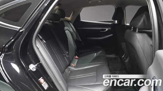 Hyundai Sonata Sonata (DN8) 2.0 LPG(Для проката) — Фото автомобиля 11