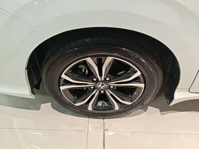 Honda Crider — Фото автомобиля 22