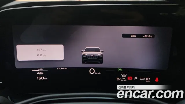 Audi Q6 e-tron — Фото автомобиля 5