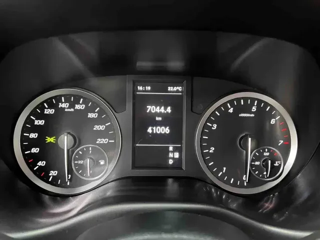 Mercedes-Benz Vito — Фото автомобиля 25
