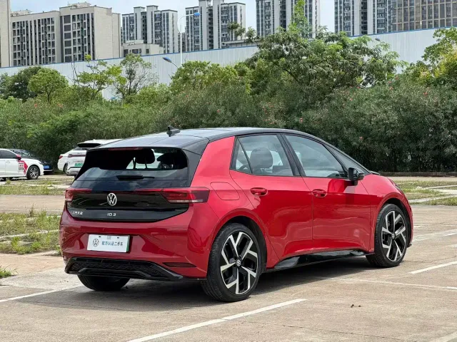 Volkswagen ID.3 — Фото автомобиля 8