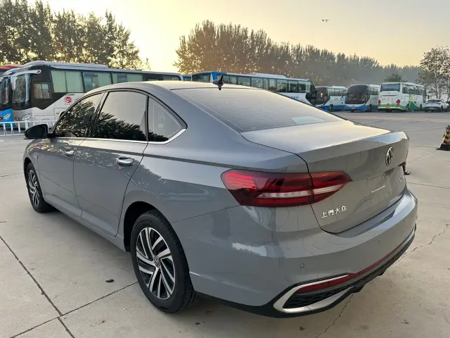 Volkswagen Lavida — Фото автомобиля 15