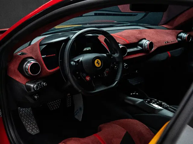 Ferrari 812 — Фото автомобиля 25