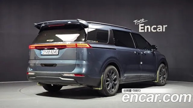 Kia Canival Carnival 4 поколение Дизель 9 мест Signature — Фото автомобиля 2