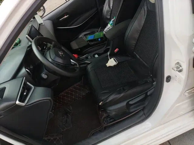 Toyota Corolla — Фото автомобиля 16