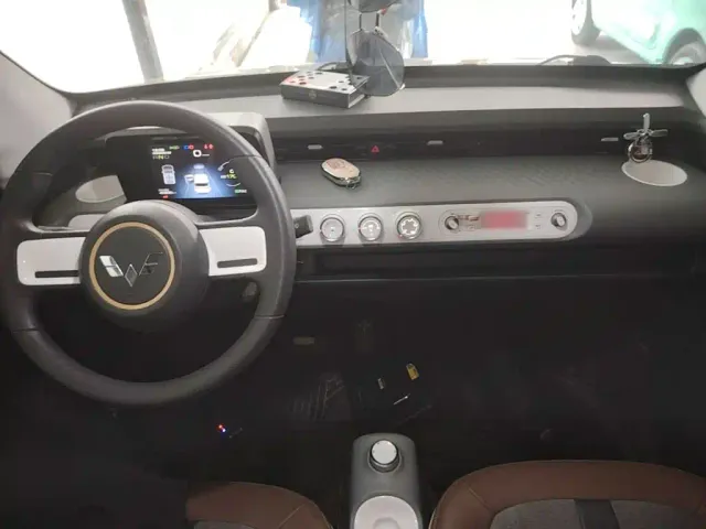 Wuling Hongguang Mini EV — Фото автомобиля 9