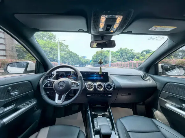 Mercedes-Benz EQA — Фото автомобиля 6