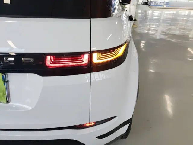 Land Rover Range Rover Evoque — Фото автомобиля 7