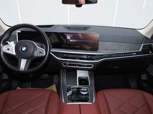 BMW X5 — Фото автомобиля 14