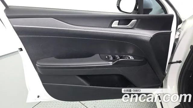 Kia K5 3rd Gen — Фото автомобиля 13