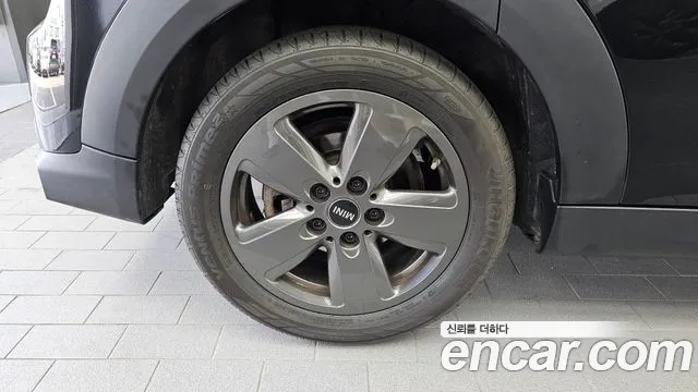 Mini Cooper Cooper 5 дверей Classic — Фото автомобиля 5