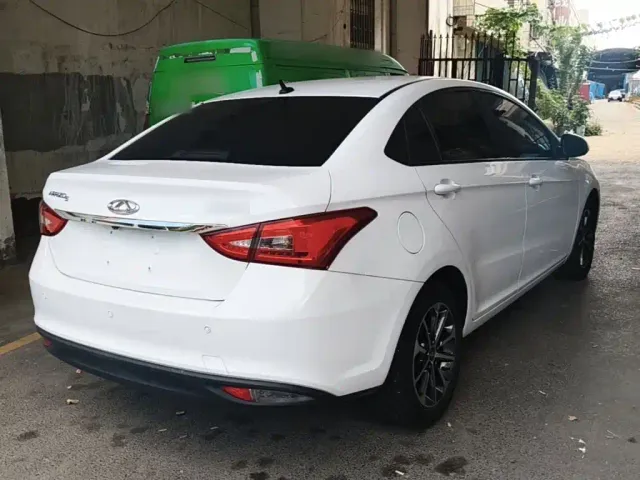 Chery Arrizo 5 — Фото автомобиля 6