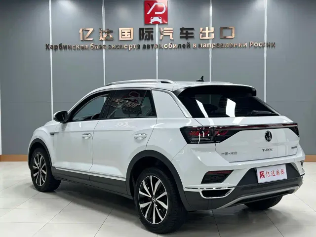 Volkswagen T-Roc — Фото автомобиля 4