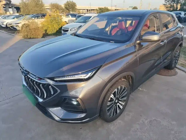 Фотография автомобиля — Changan Oushang X5