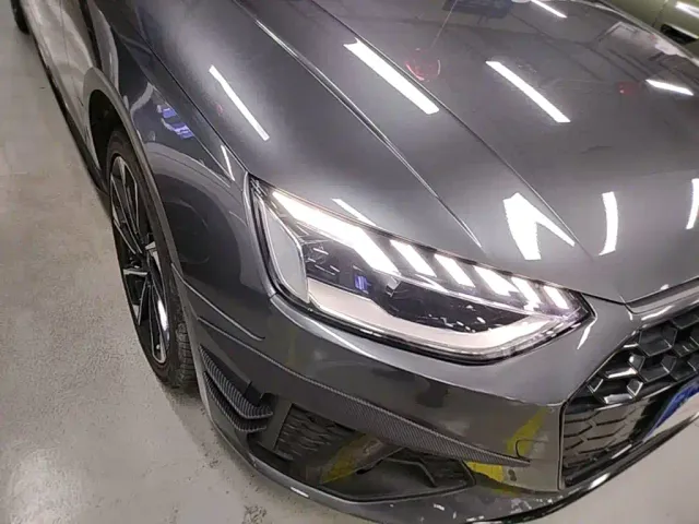 Audi A4L — Фото автомобиля 10