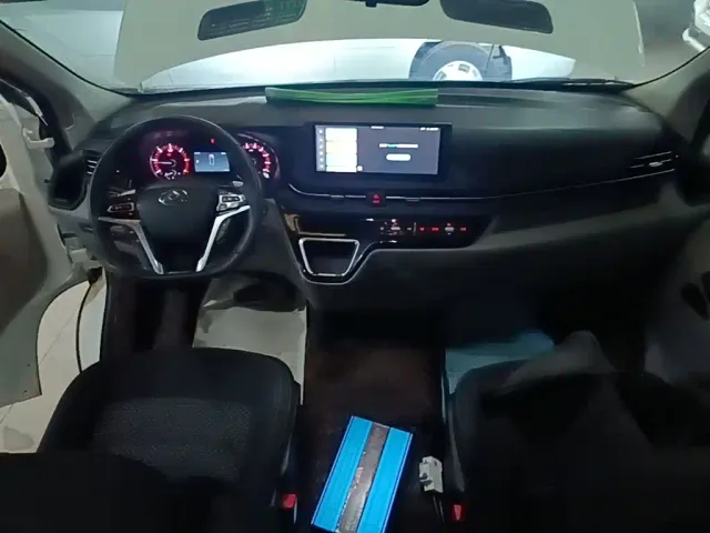Maxus Xintu V90 — Фото автомобиля 9