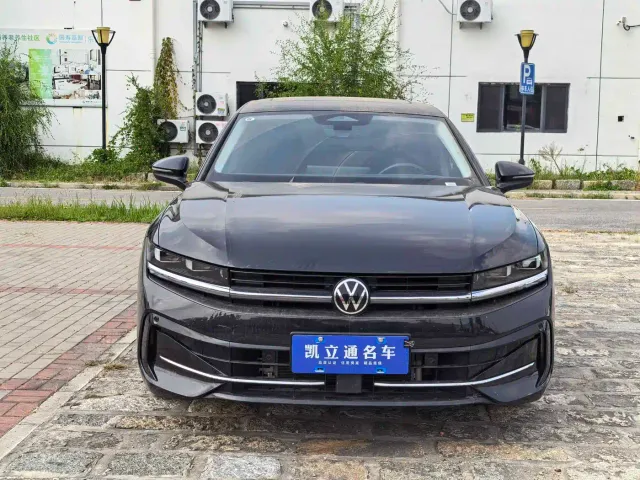 Volkswagen Magotan 2024 380TSI DSG Luxury Edition (Daimai Package) — Фото автомобиля 2