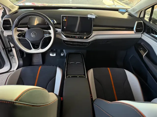 Volkswagen ID.6 Crozz — Фото автомобиля 8