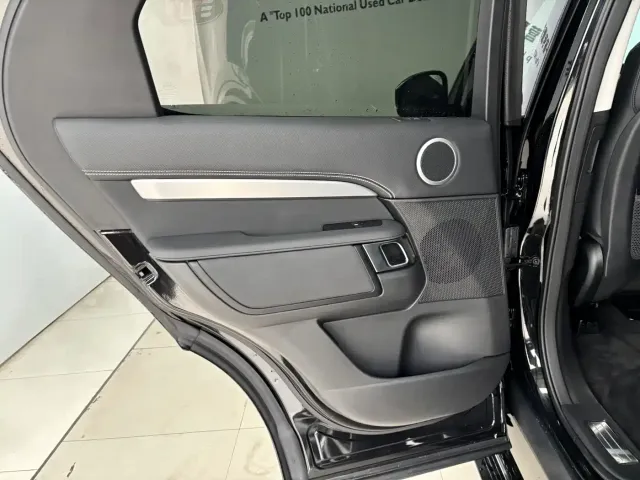 Land Rover Discovery — Фото автомобиля 20