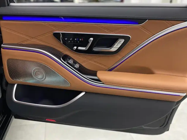 Mercedes-Benz Maybach S-Class — Фото автомобиля 16