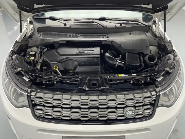Land Rover Discovery Sport — Фото автомобиля 12