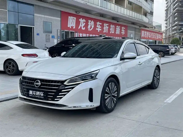 Фотография автомобиля — Nissan Teana