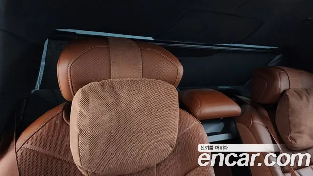 BMW i7 G70 — Фото автомобиля 25