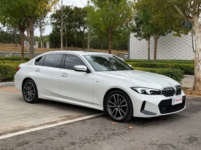 BMW 3 Series — Фото автомобиля 3