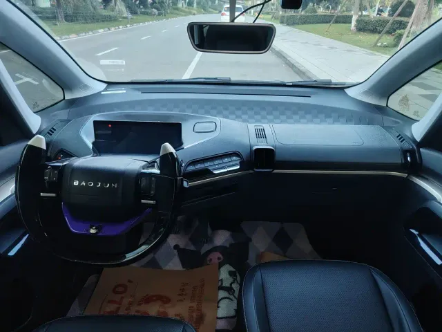 Baojun KiWi EV — Фото автомобиля 5