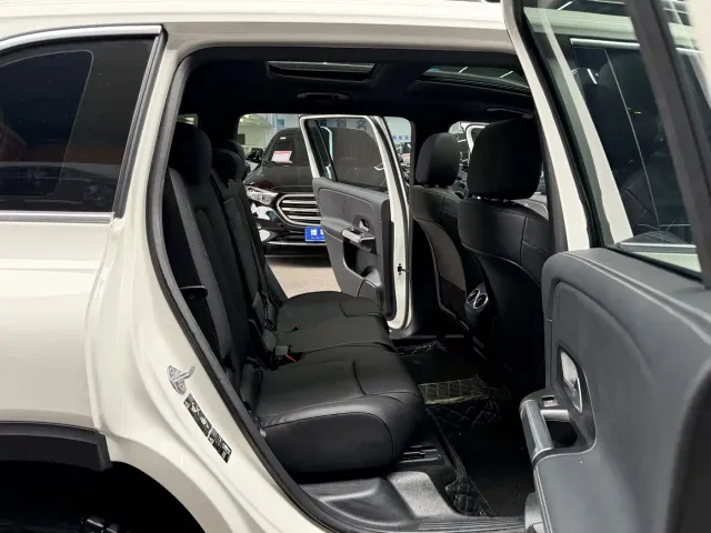 Mercedes-Benz GLB-Class — Фото автомобиля 16