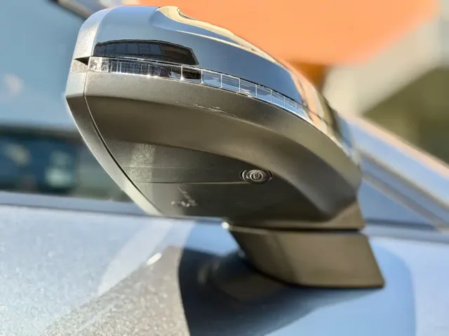 Audi A4L — Фото автомобиля 8