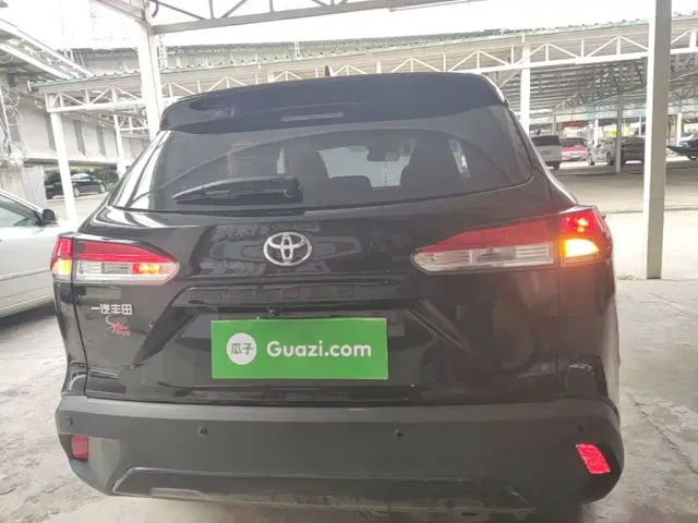 Toyota Corolla Cross — Фото автомобиля 5